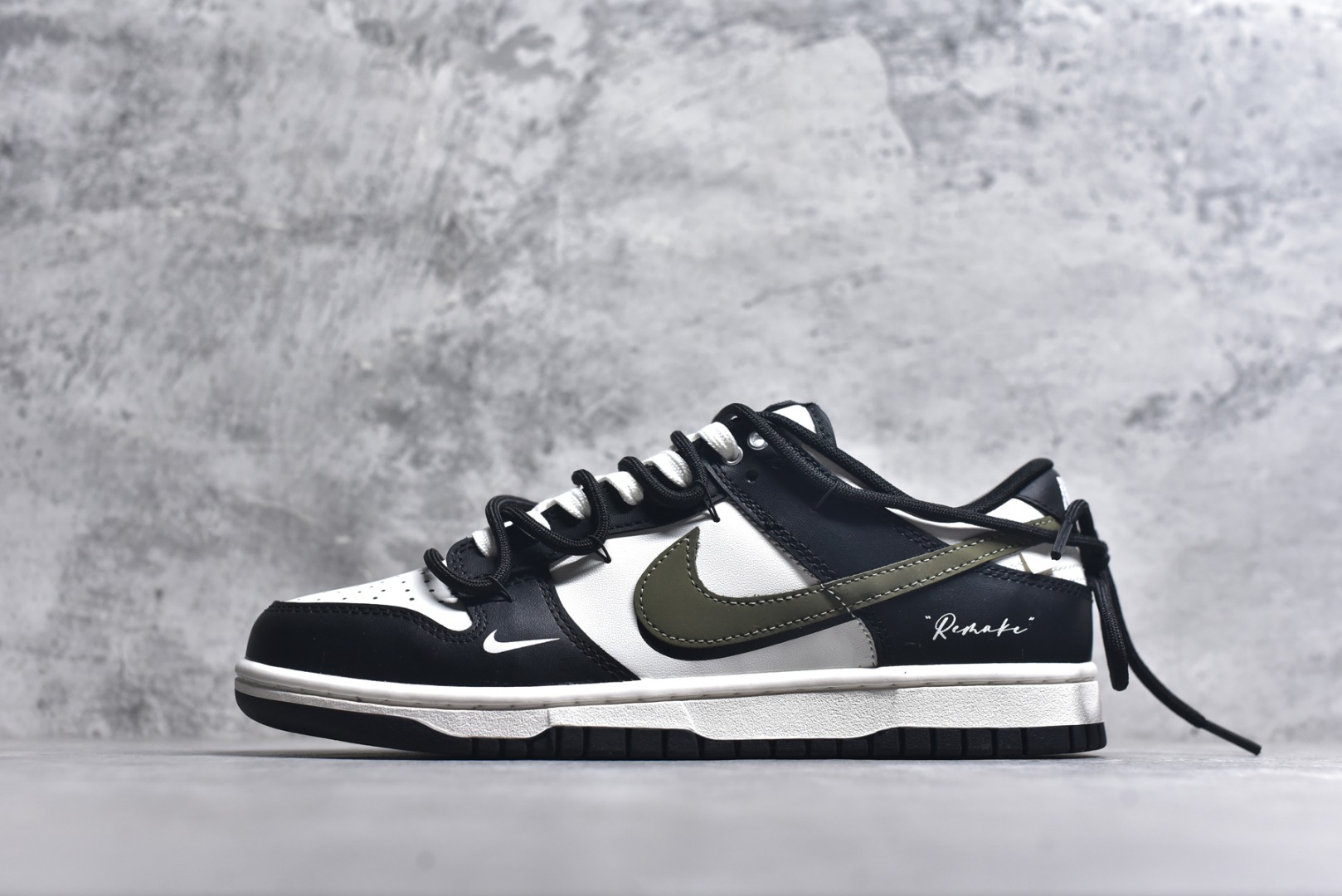 #Nike SB Dunk Low 绑带 周年高端定制 低帮休闲板鞋 BG0512-083 #定制鞋盒 超高清洁度 皮料切割干净无任何毛边 细节完美 尺码：40 40.5 41 42 42.5 43 44 44.5 45 46 9.E5-选品中心