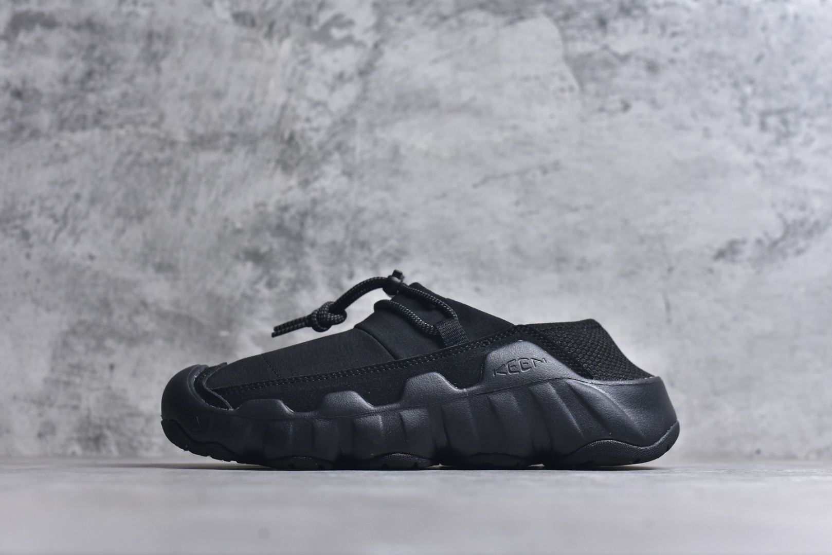 #Keen Hypowser Crushback 科恩圆头一脚蹬生活鞋 1029573 尺码：36 37 37.5 38 38.5 39 39.5 40 40.5 41 42 42.5 43 44 44.5 45-选品中心