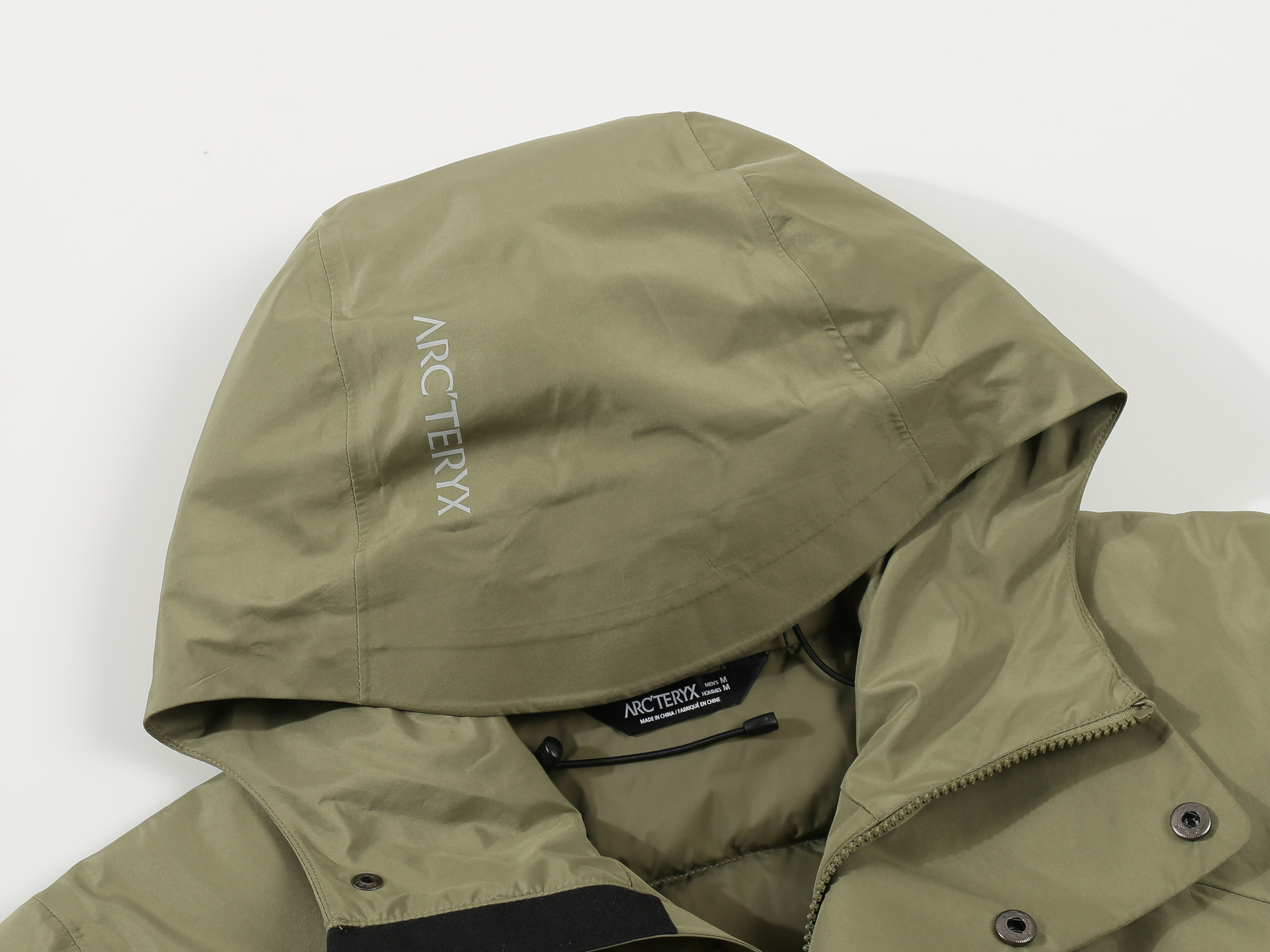 ARCTERYX/始祖鸟专柜新款ThermeParka户外长款防水羽绒服外套款号28009军绿色展示M-