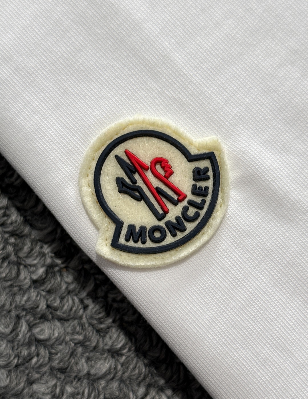 MO#24春夏顶级专柜同步短袖T恤3标齐全采用客供进口100%-32支双股新疆棉面料制成专柜原版面料品牌