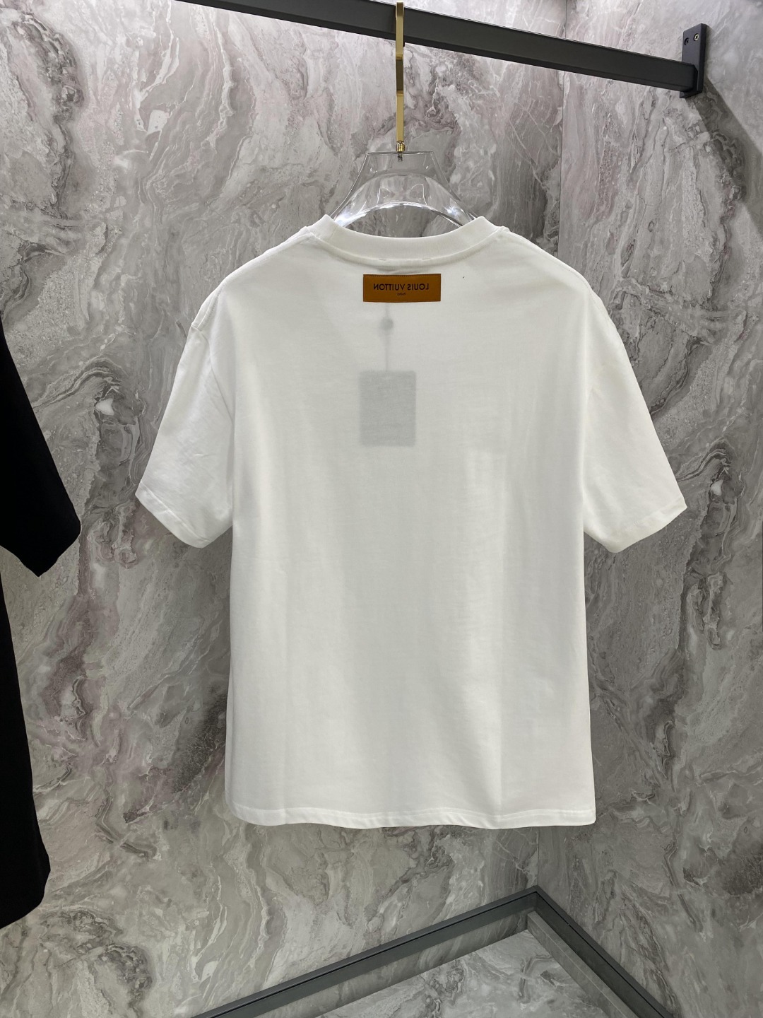 LV#24春夏顶级短袖T恤采用客供进口100%-32支双股新疆棉面料制成原版面料品牌辨识度超级强高街与精