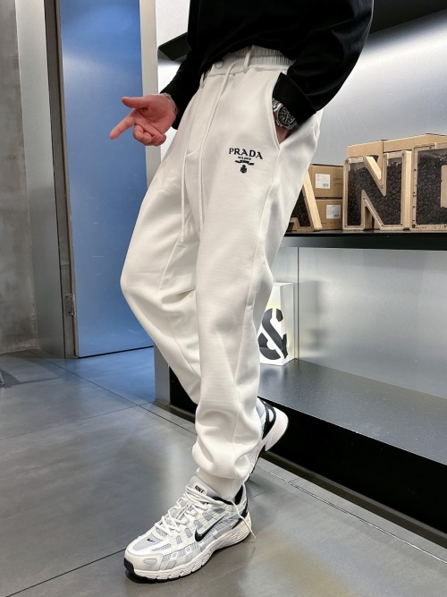 Prada Milano Fleece Lined Sweatpants | Warm, Stylish, and Comfortable 1 Prada Milano Fleece Lined Sweatpants | Warm, Stylish, and Comfortable