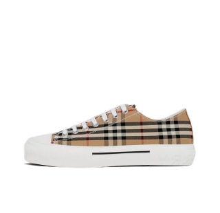 Burberry shoe