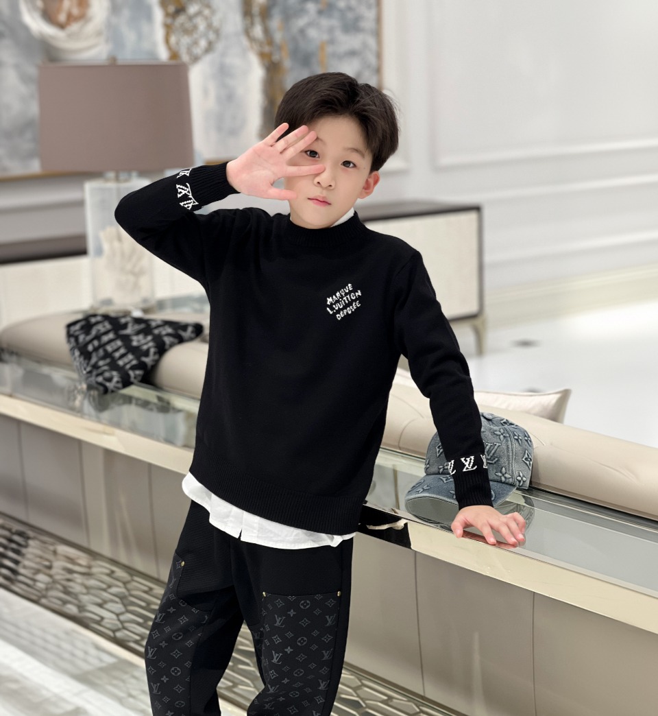 LV New Letter and Flower Sweater, High-Quality Comfortable Fashion in Various Sizes - 图片 3