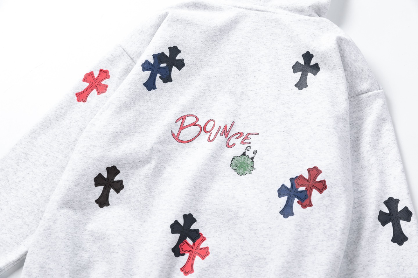 Graffiti-Printed Hoodie by Crocson: Unique Street Style for Autumn/Winter - 图片 5