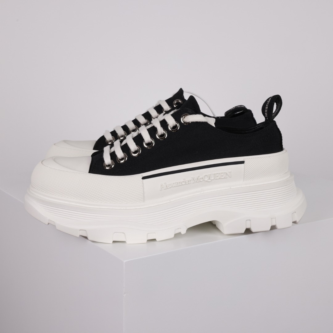 [McQueen Women