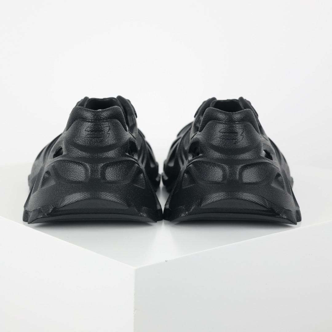 D7巴黎世家BALENCIAGA3XLRubberLowTopSneakers3XL版系列夏季沙滩涉水百