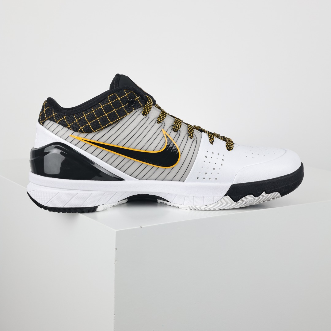 NK ZOOM KOBE 4 Protro ”Del Sol” white and yellow Kobe 4th generation white and yellow