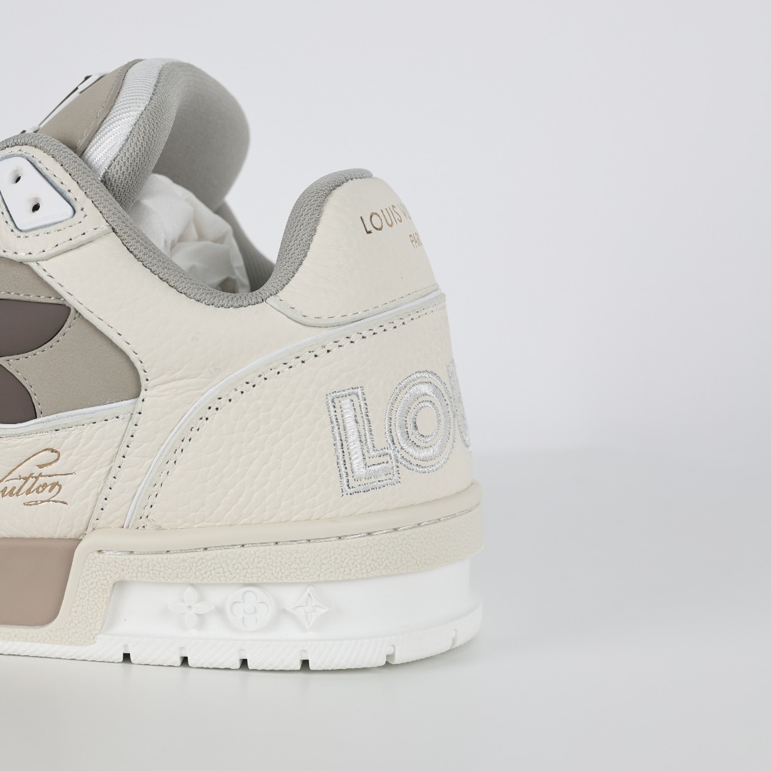 C6 Guangdong original high-end version new color first shipment Donkey brand LV Tariner 24s most popular fashion shoes