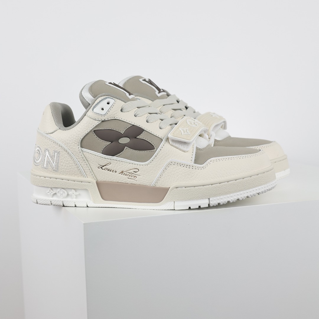C6 Guangdong original high-end version new color first shipment Donkey brand LV Tariner 24s most popular fashion shoes