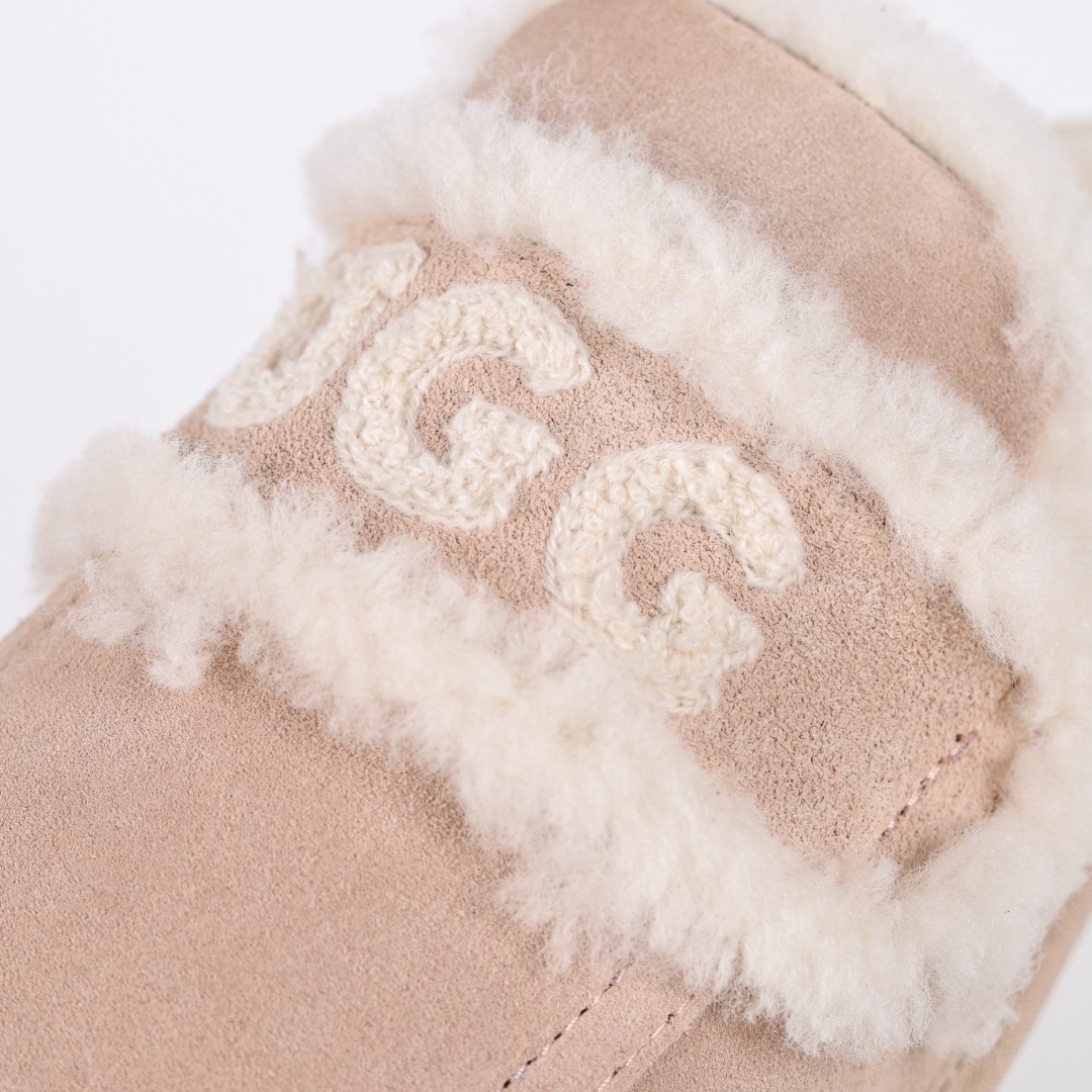 UGG Ozwear 24s 8月上市澳版官网已发售 方圆胖丁毛拖 新款羊毛刺绣半拖毛毛拖雪地靴四色出货