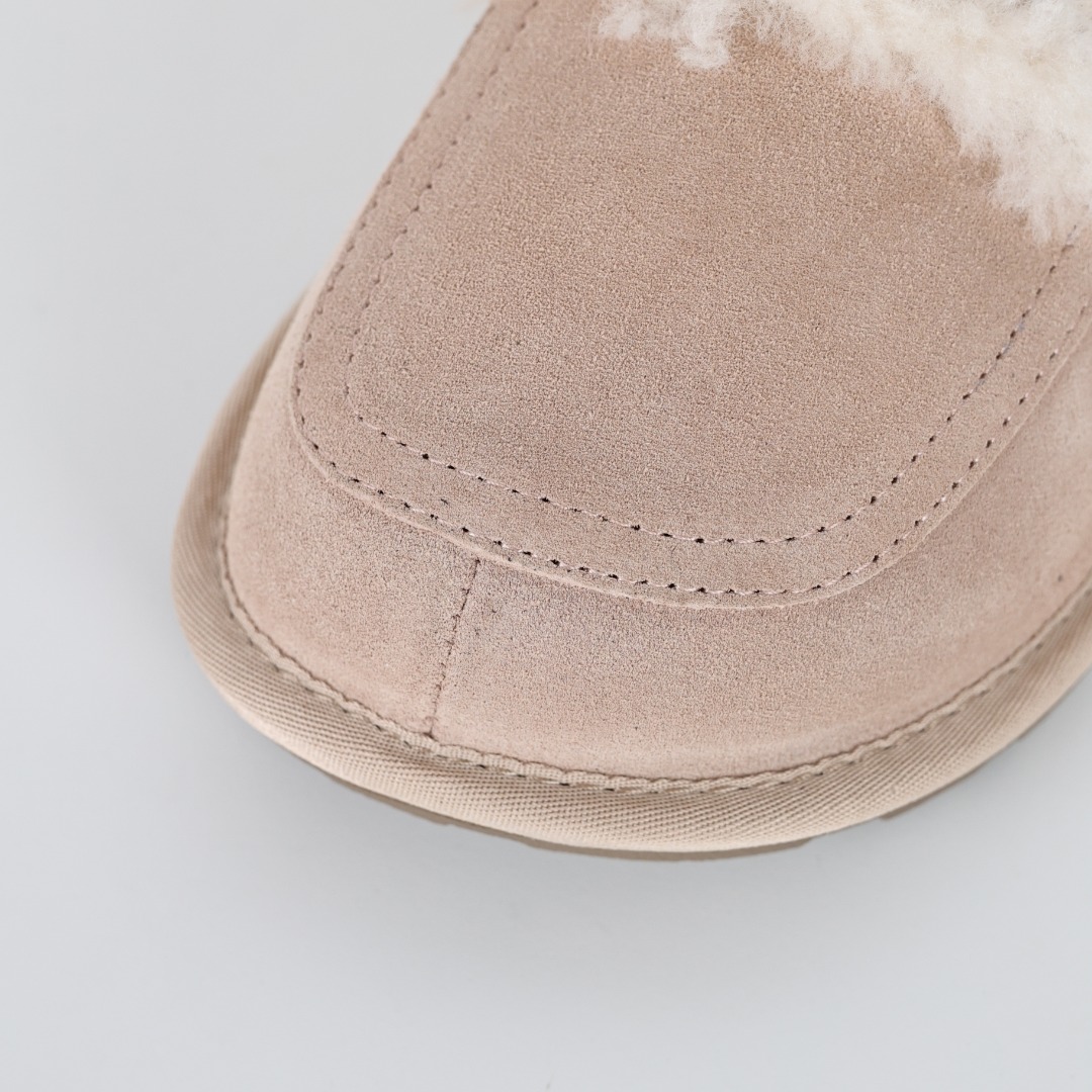 UGG Ozwear 24s 8月上市澳版官网已发售 方圆胖丁毛拖 新款羊毛刺绣半拖毛毛拖雪地靴四色出货