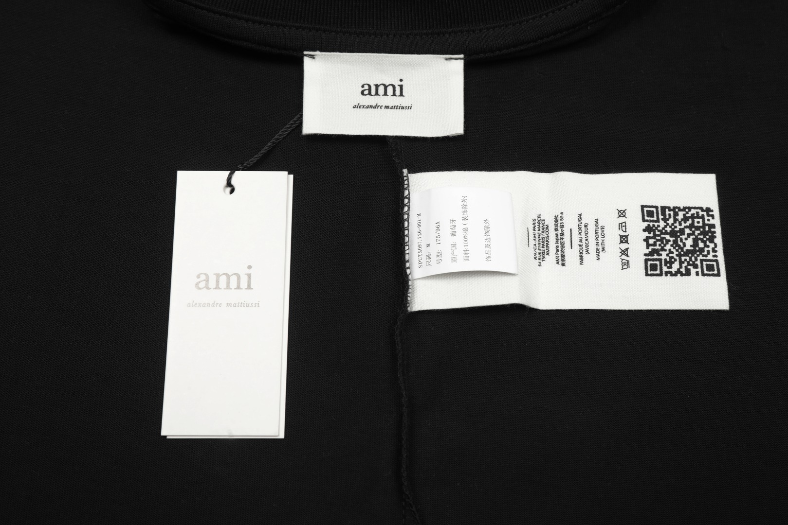 Ami/艾米 24ss 经典金属章仔短袖