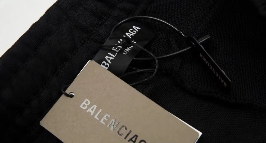 180 Balenciaga/巴黎世家 曼联徽标刺绣短裤