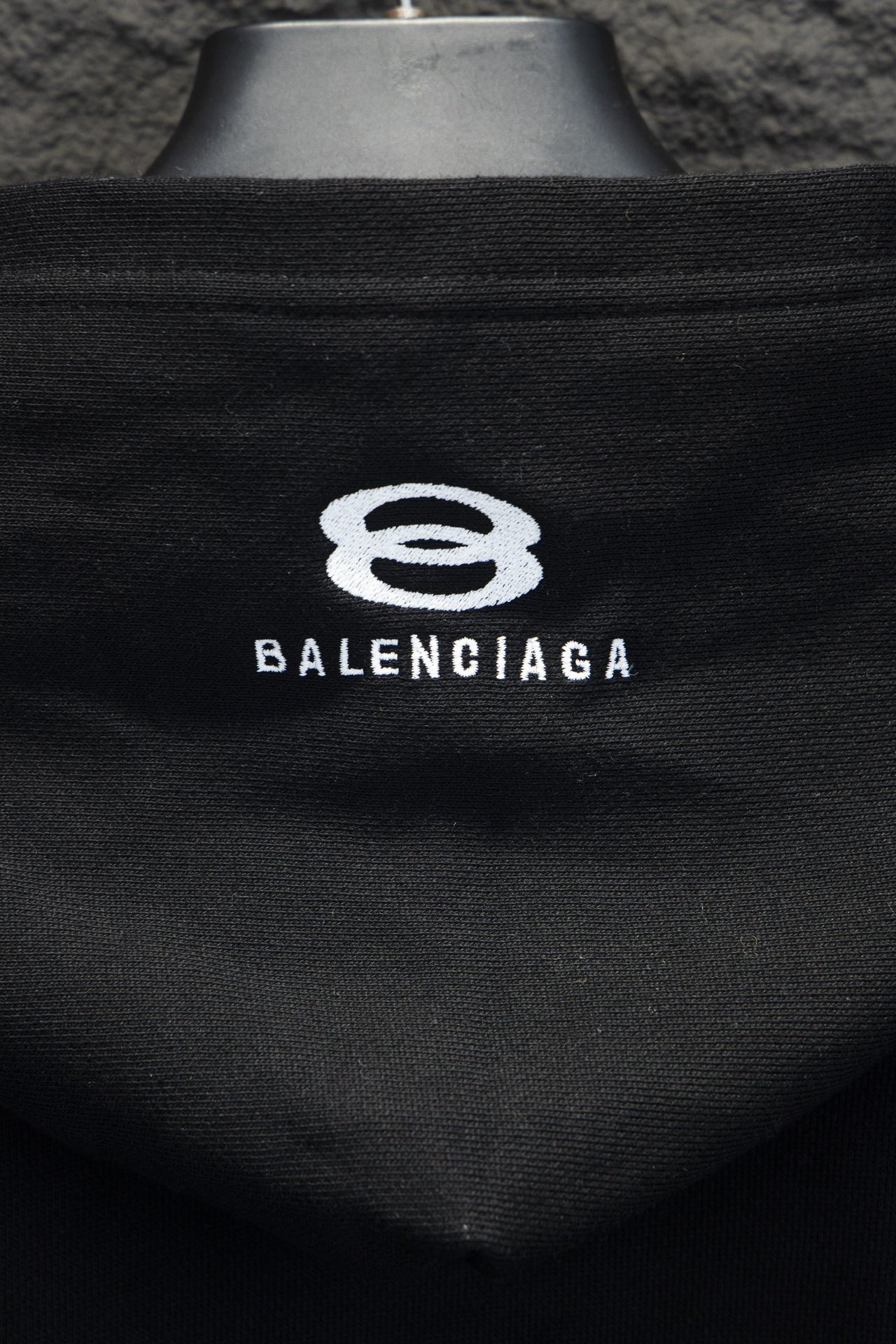 Balenciaga/巴黎世家 24ss 刺绣双环LOGO开衫卫衣