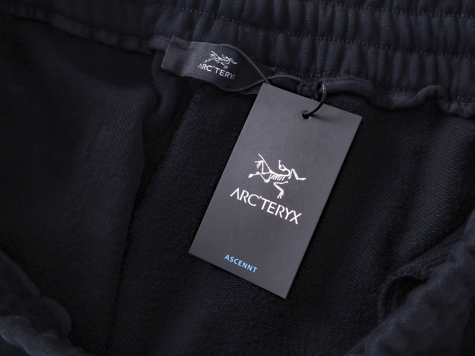 Arc'teryx/始祖鸟 24FW经典大LOGO长裤 黑 白