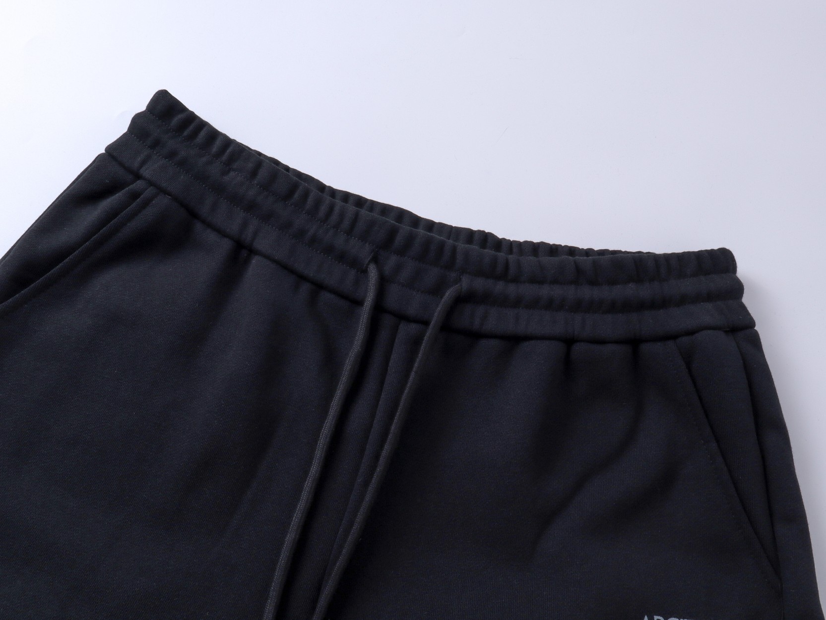 Arc'teryx/始祖鸟 24FW经典大LOGO长裤 黑 白