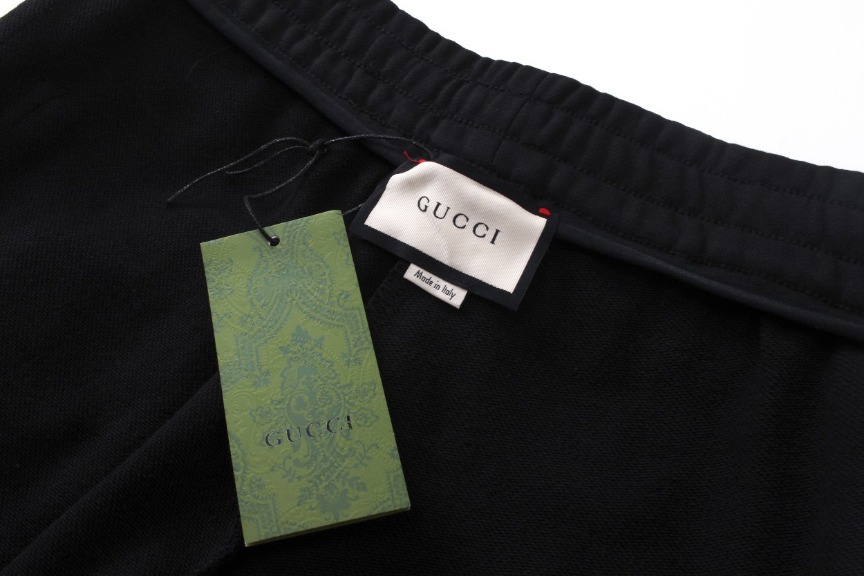 Gucci/古驰 24ss拼色刺绣LOGO长裤 2024早秋新款 毛圈面料 细条纹拼接 高密度刺绣字母logo 男女同款 休闲长裤