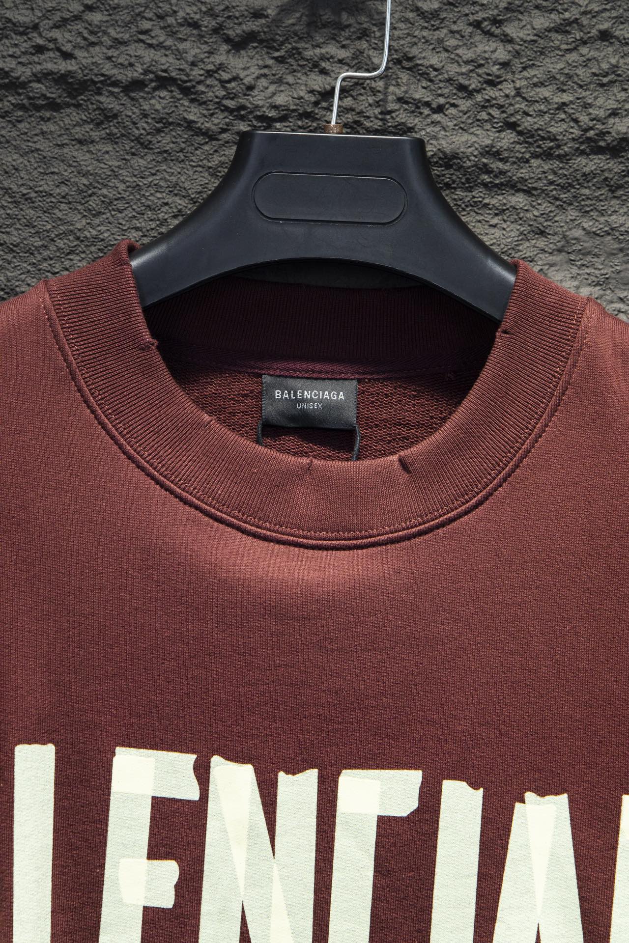 Balenciaga/巴黎世家做旧水洗胶带LOGO圆领卫衣 灰白色