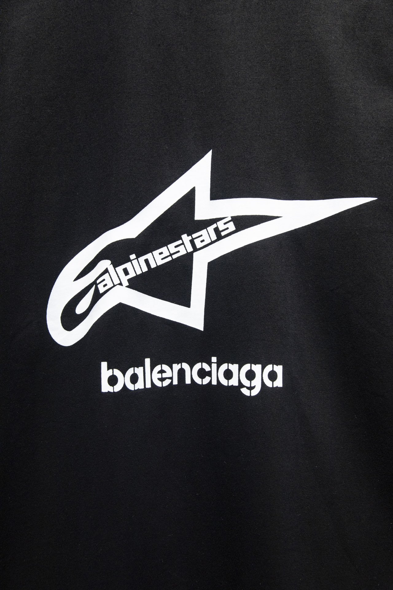 Balenciaga/巴黎世家 24ss海豚印花LOGO圆领卫衣