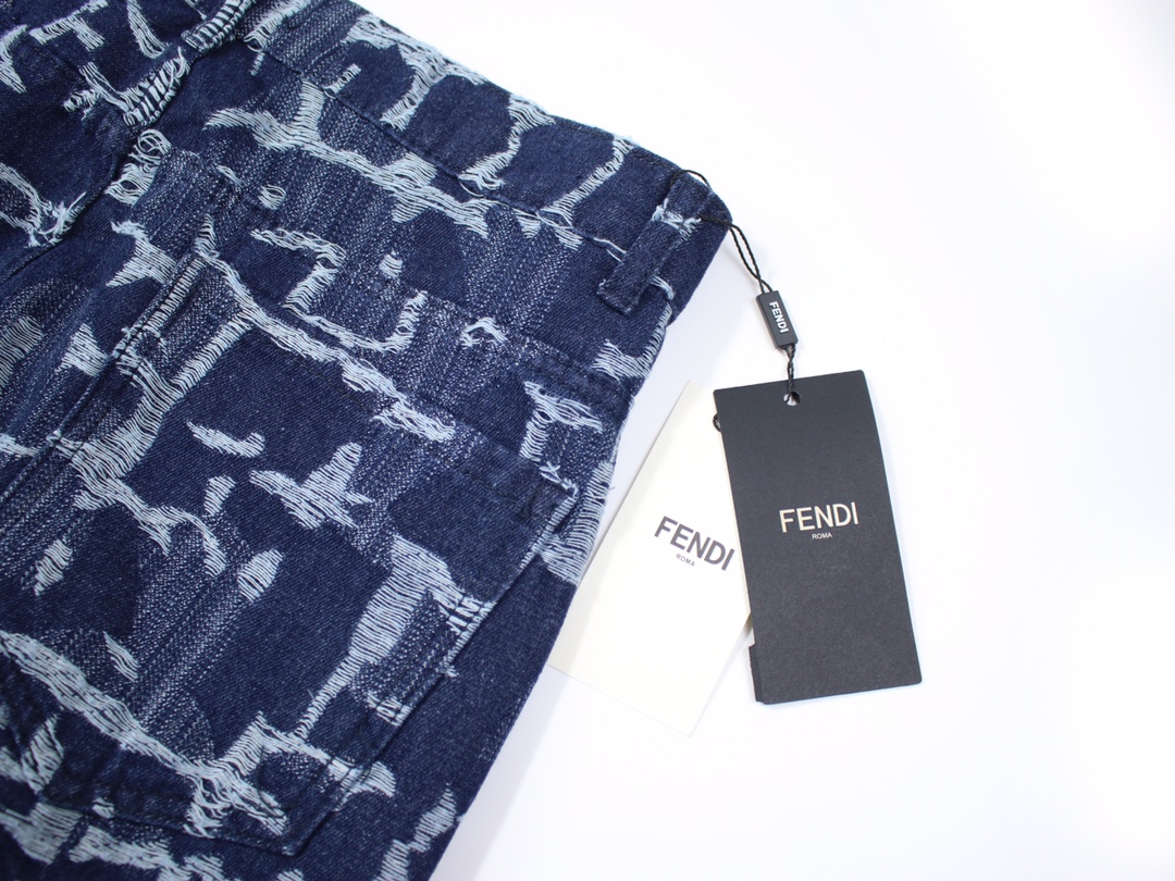 Fendi/芬迪 24Fw 流苏提花阔腿牛仔裤