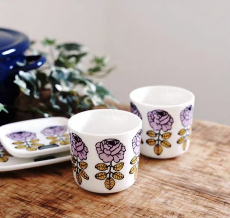 The tableware line encompasses mugs - Comprehensive 5
