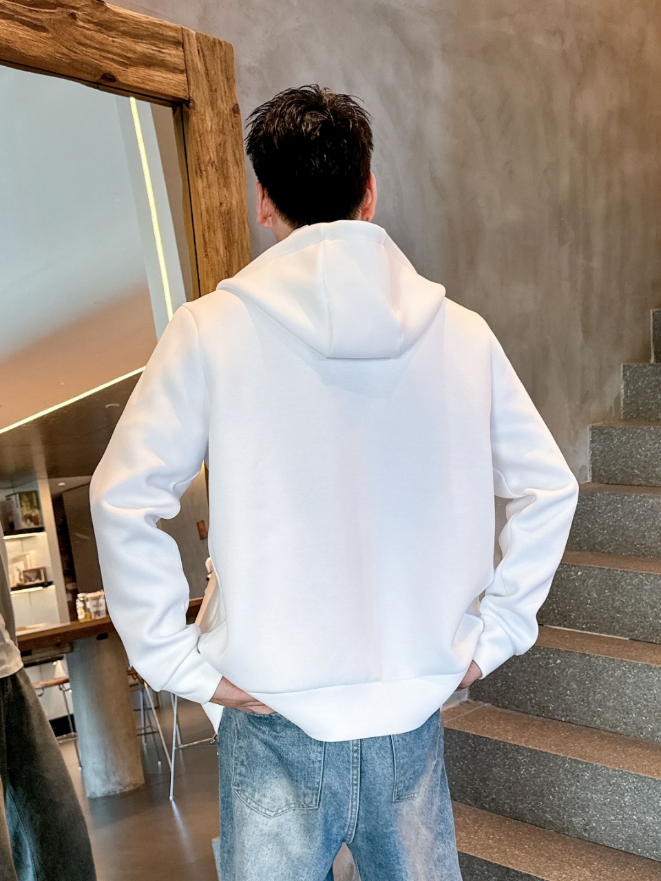 普拉达 2025秋冬最新爆款连帽外套 面料精选高支高密双股空气层长绒棉 手感超级舒服 logo精选全进口