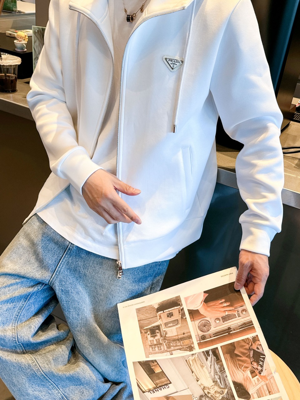 普拉达 2025秋冬最新爆款连帽外套 面料精选高支高密双股空气层长绒棉 手感超级舒服 logo精选全进口