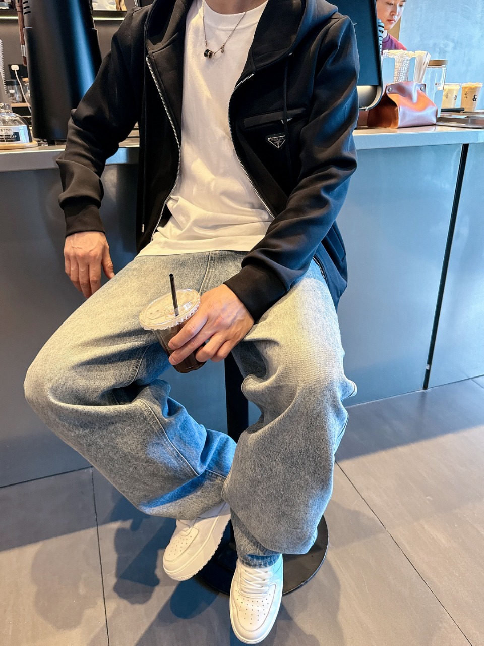 普拉达 2025秋冬最新爆款连帽外套 面料精选高支高密双股空气层长绒棉 手感超级舒服 logo精选全进口