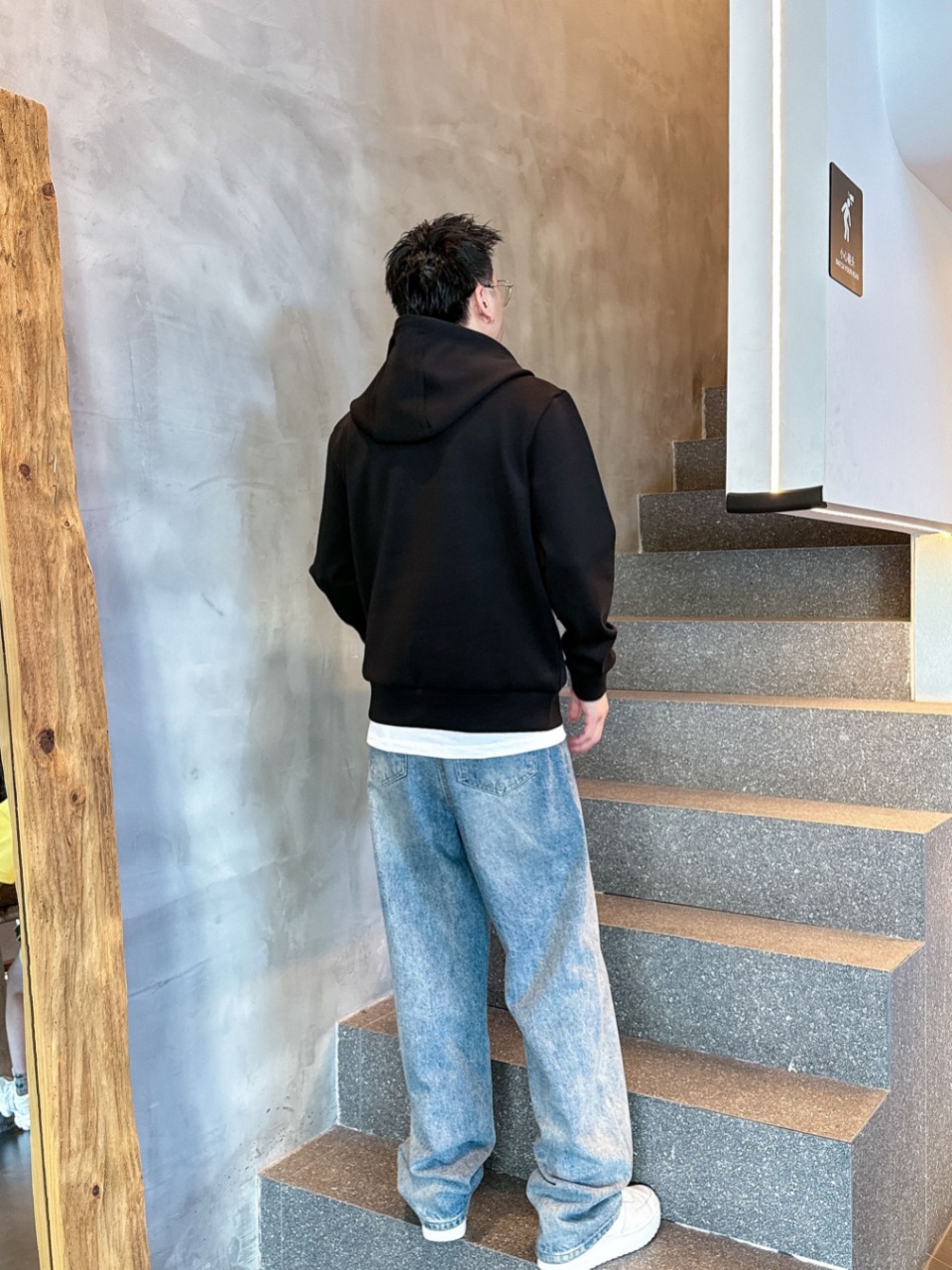 普拉达 2025秋冬最新爆款连帽外套 面料精选高支高密双股空气层长绒棉 手感超级舒服 logo精选全进口