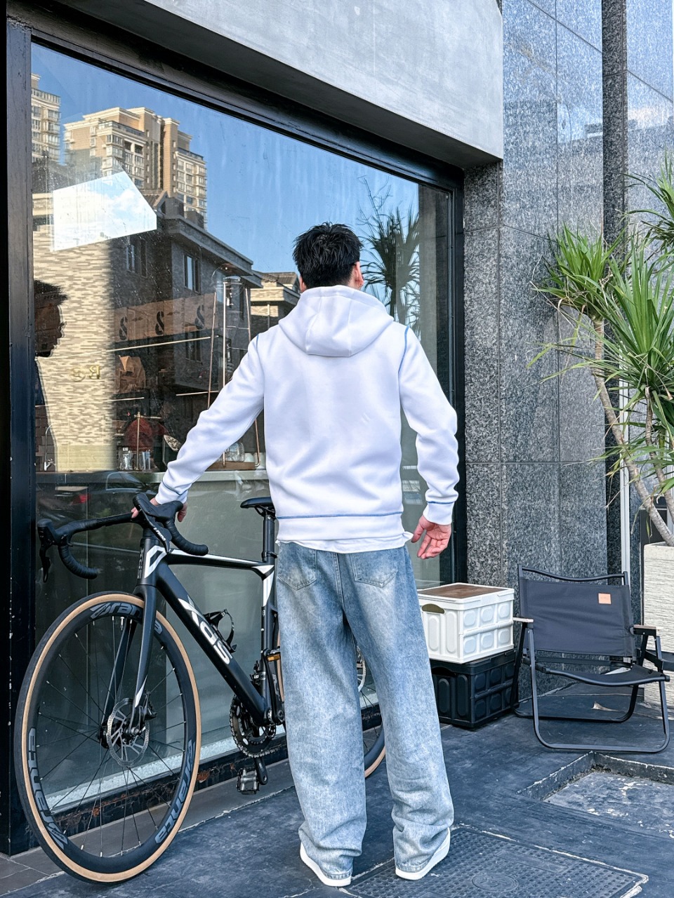 普拉达 2025秋冬最新爆款卫衣外套 面料精选高支高密双股空气层长绒棉 手感超级舒服 logo精选全进口