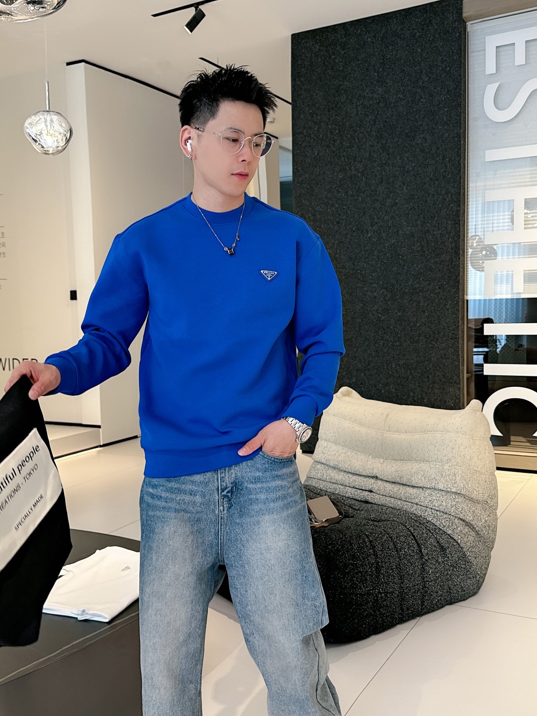 普拉达 2025最新款太空棉卫衣，独家发售！原版复刻，独家设计，超强工艺！极其奢华！版型超赞！🌟尺码 S