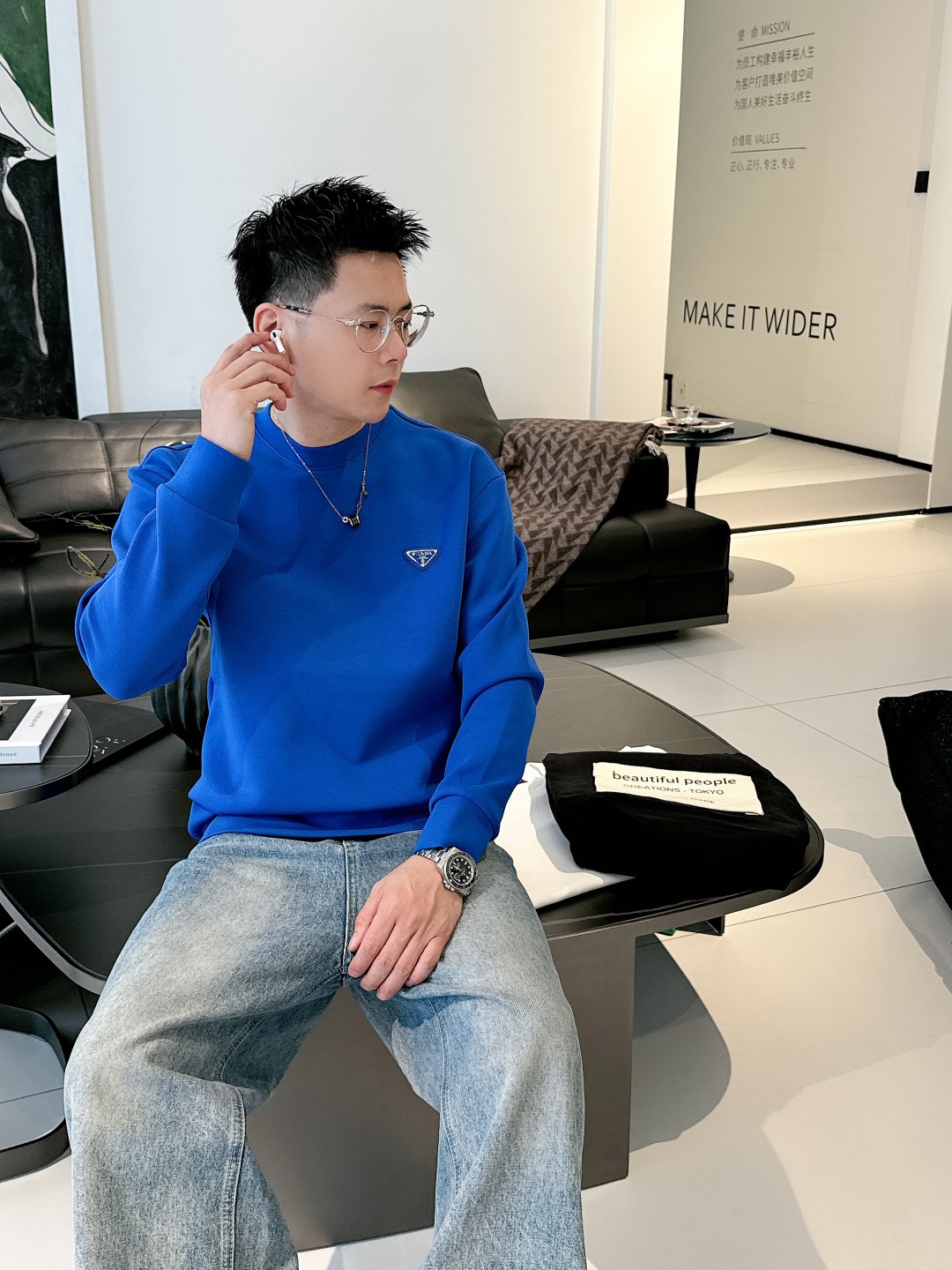 普拉达 2025最新款太空棉卫衣，独家发售！原版复刻，独家设计，超强工艺！极其奢华！版型超赞！🌟尺码 S