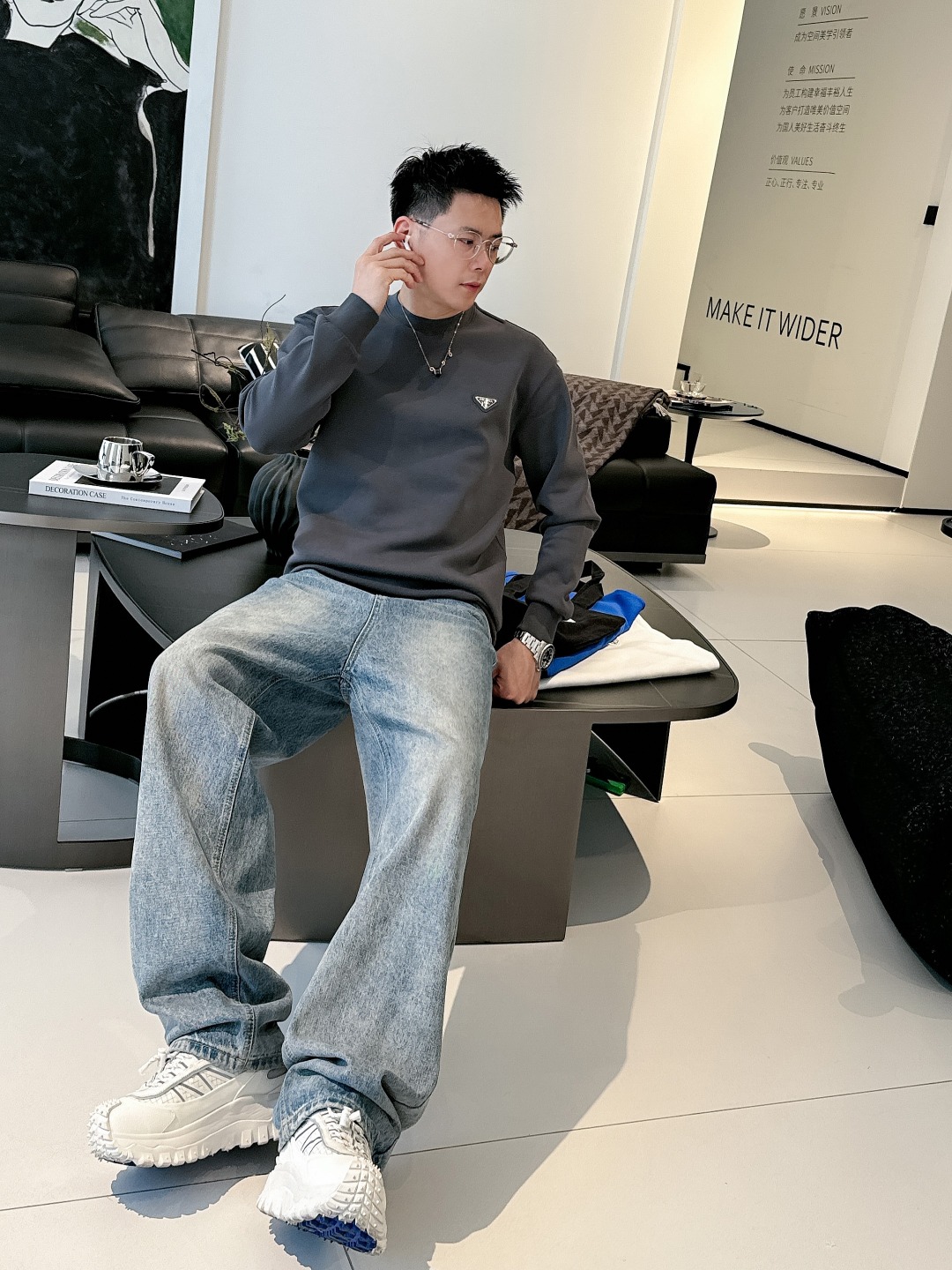 普拉达 2025最新款太空棉卫衣，独家发售！原版复刻，独家设计，超强工艺！极其奢华！版型超赞！🌟尺码 S