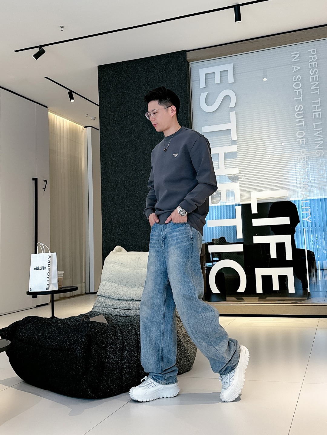 普拉达 2025最新款太空棉卫衣，独家发售！原版复刻，独家设计，超强工艺！极其奢华！版型超赞！🌟尺码 S