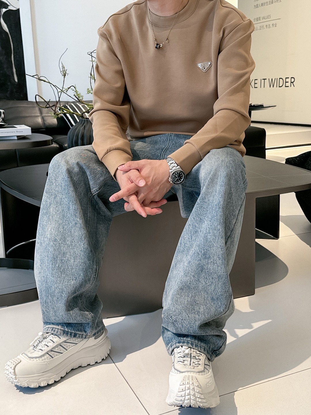 普拉达 2025最新款太空棉卫衣，独家发售！原版复刻，独家设计，超强工艺！极其奢华！版型超赞！🌟尺码 S