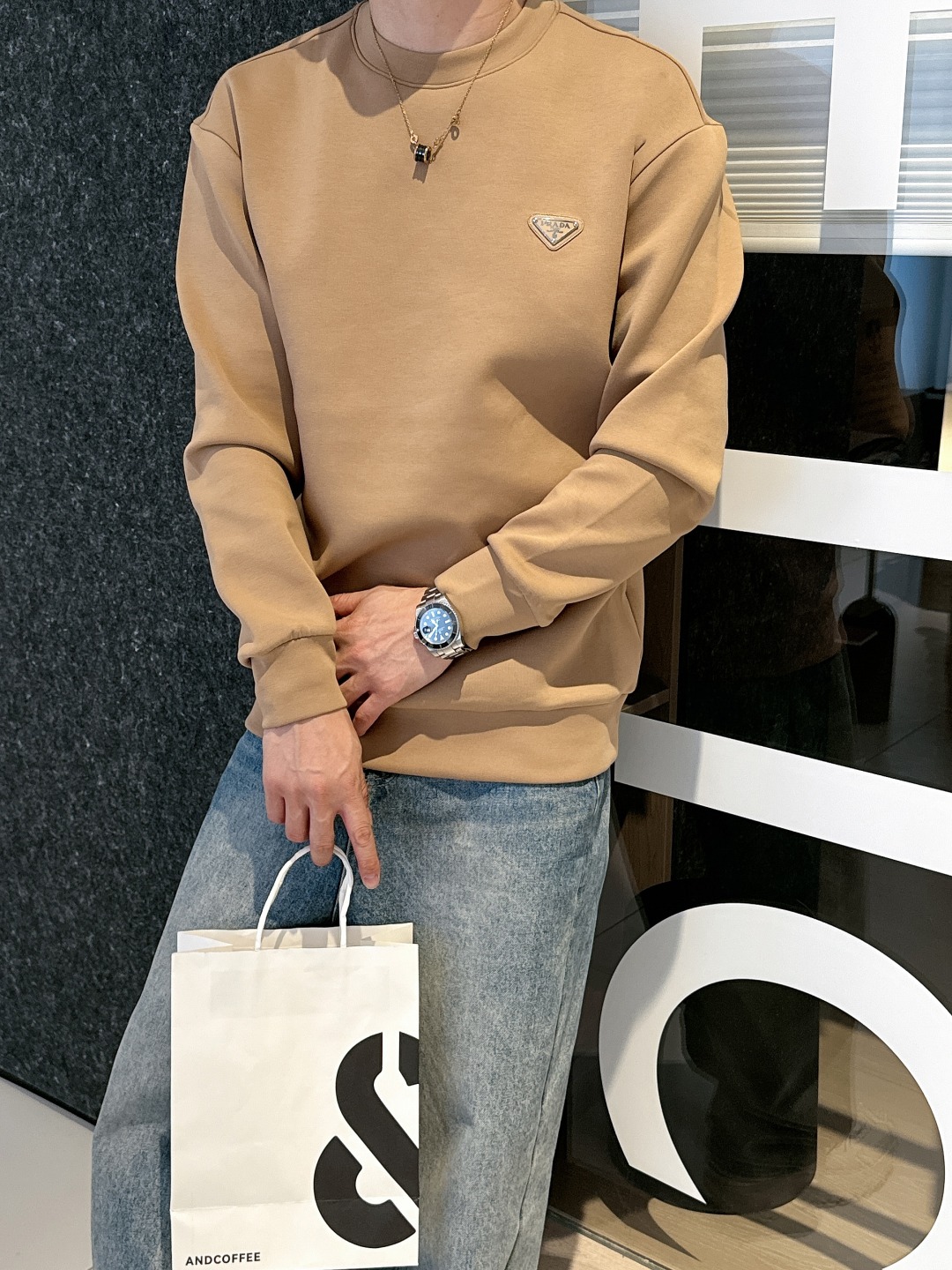 普拉达 2025最新款太空棉卫衣，独家发售！原版复刻，独家设计，超强工艺！极其奢华！版型超赞！🌟尺码 S