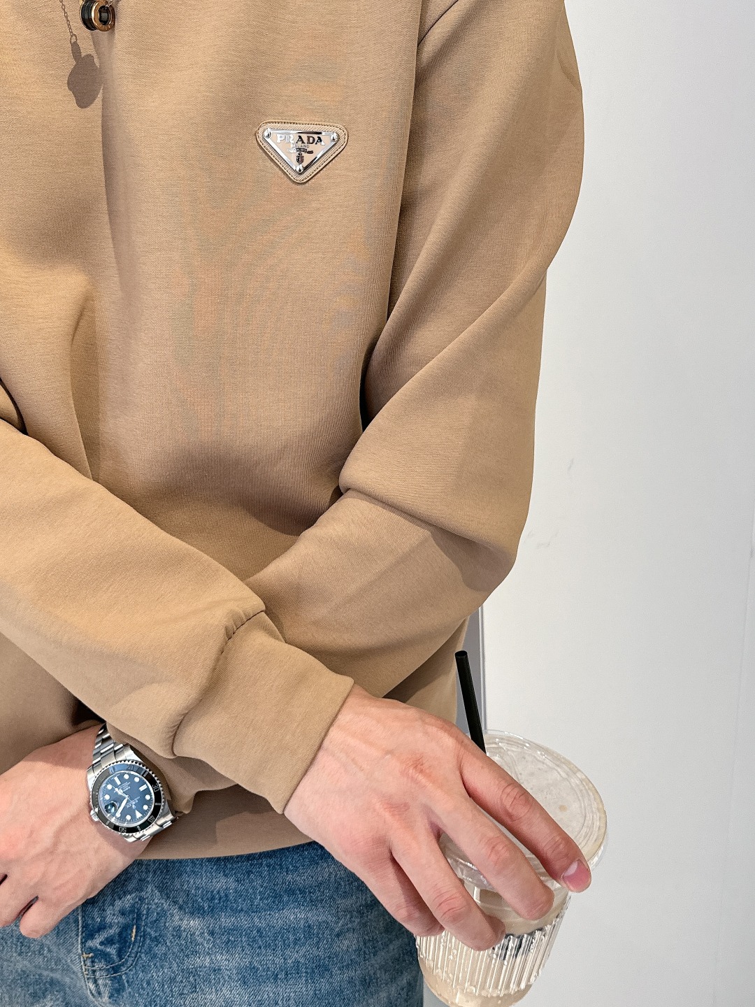 普拉达 2025最新款太空棉卫衣，独家发售！原版复刻，独家设计，超强工艺！极其奢华！版型超赞！🌟尺码 S