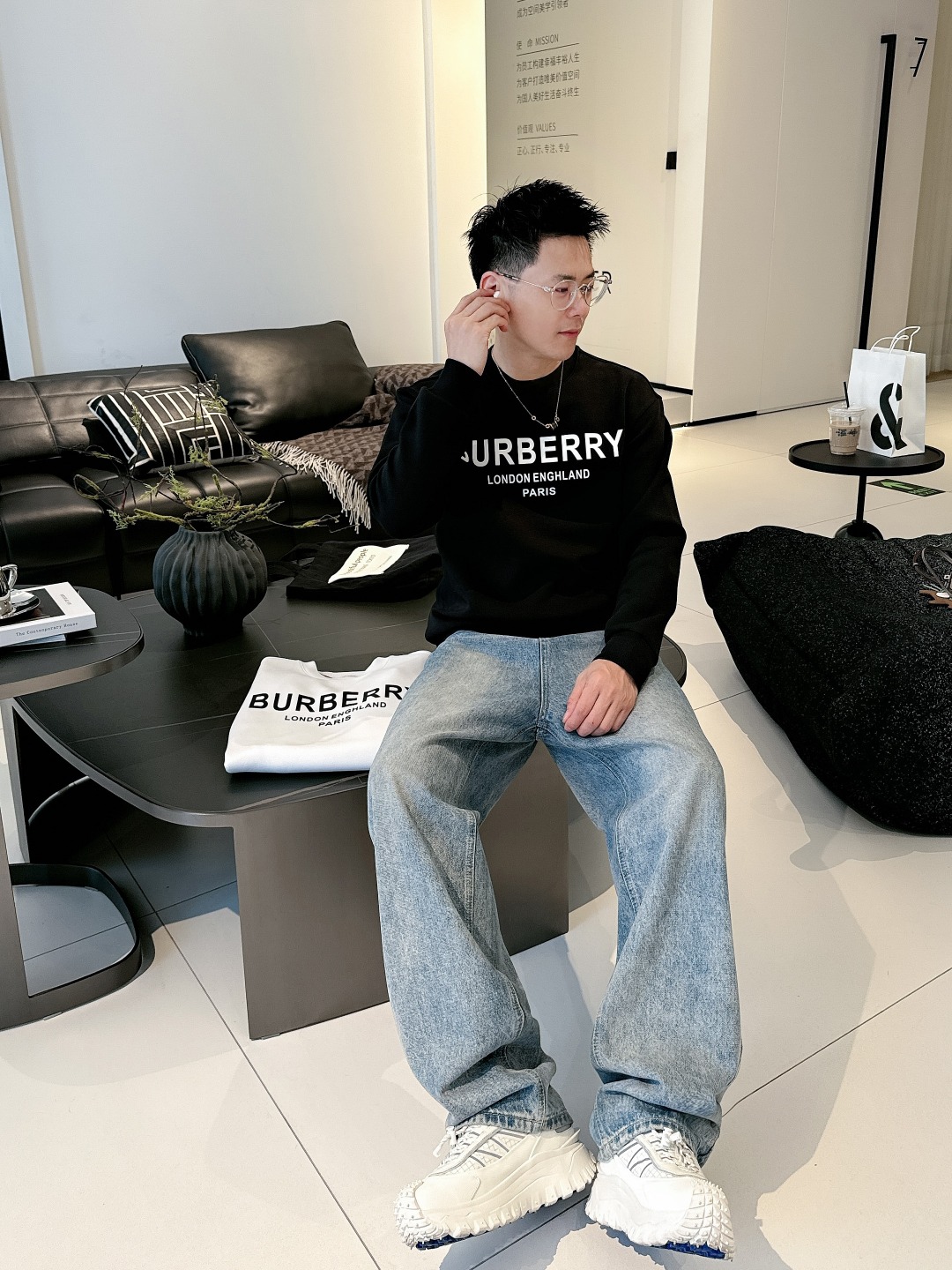 巴宝莉 2025最新款太空棉卫衣，独家发售！原版复刻，独家设计，超强工艺！极其奢华！版型超赞！🌟尺码 S