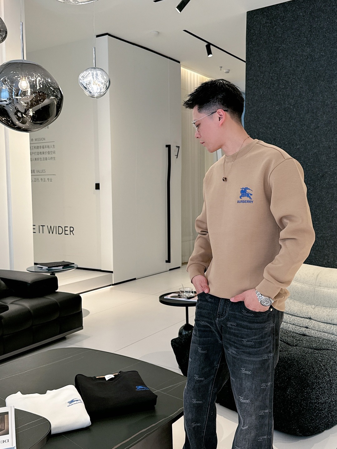 巴宝莉 2025最新款太空棉卫衣，独家发售！原版复刻，独家设计，超强工艺！极其奢华！版型超赞！🌟尺码 S