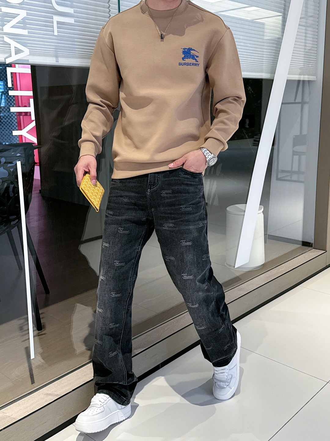 巴宝莉 2025最新款太空棉卫衣，独家发售！原版复刻，独家设计，超强工艺！极其奢华！版型超赞！🌟尺码 S