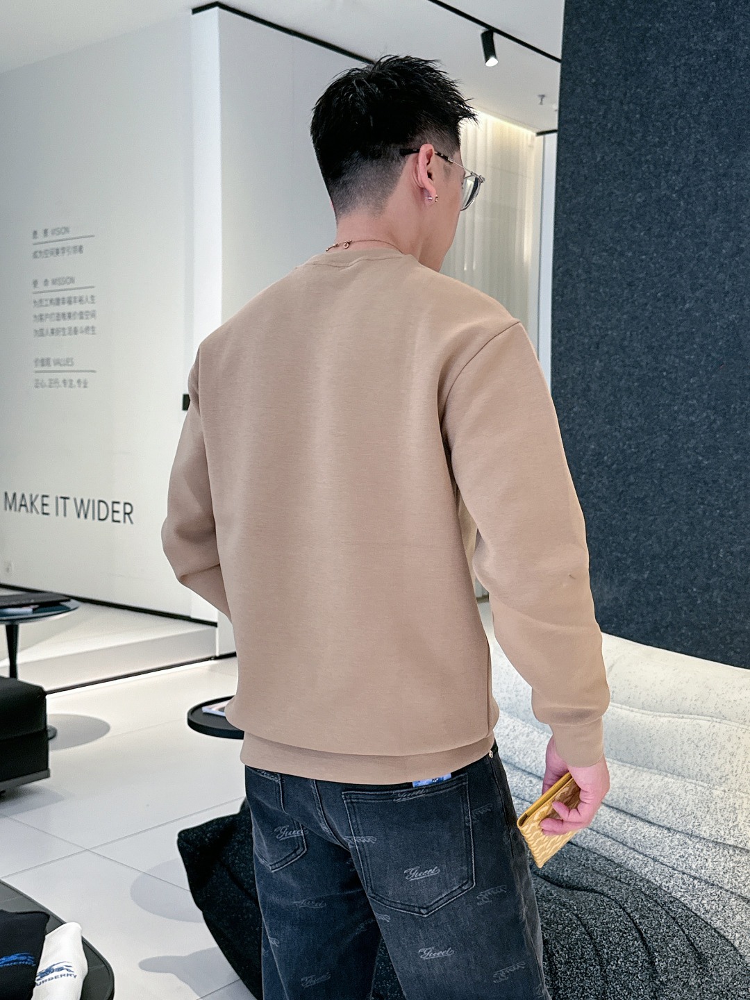 巴宝莉 2025最新款太空棉卫衣，独家发售！原版复刻，独家设计，超强工艺！极其奢华！版型超赞！🌟尺码 S