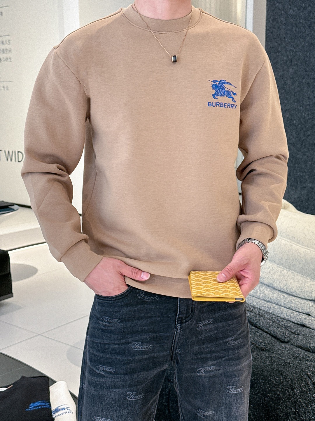 巴宝莉 2025最新款太空棉卫衣，独家发售！原版复刻，独家设计，超强工艺！极其奢华！版型超赞！🌟尺码 S