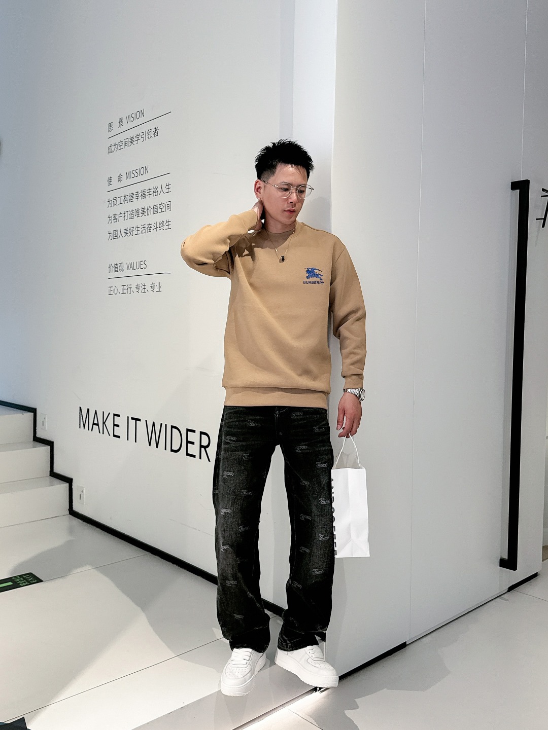 巴宝莉 2025最新款太空棉卫衣，独家发售！原版复刻，独家设计，超强工艺！极其奢华！版型超赞！🌟尺码 S