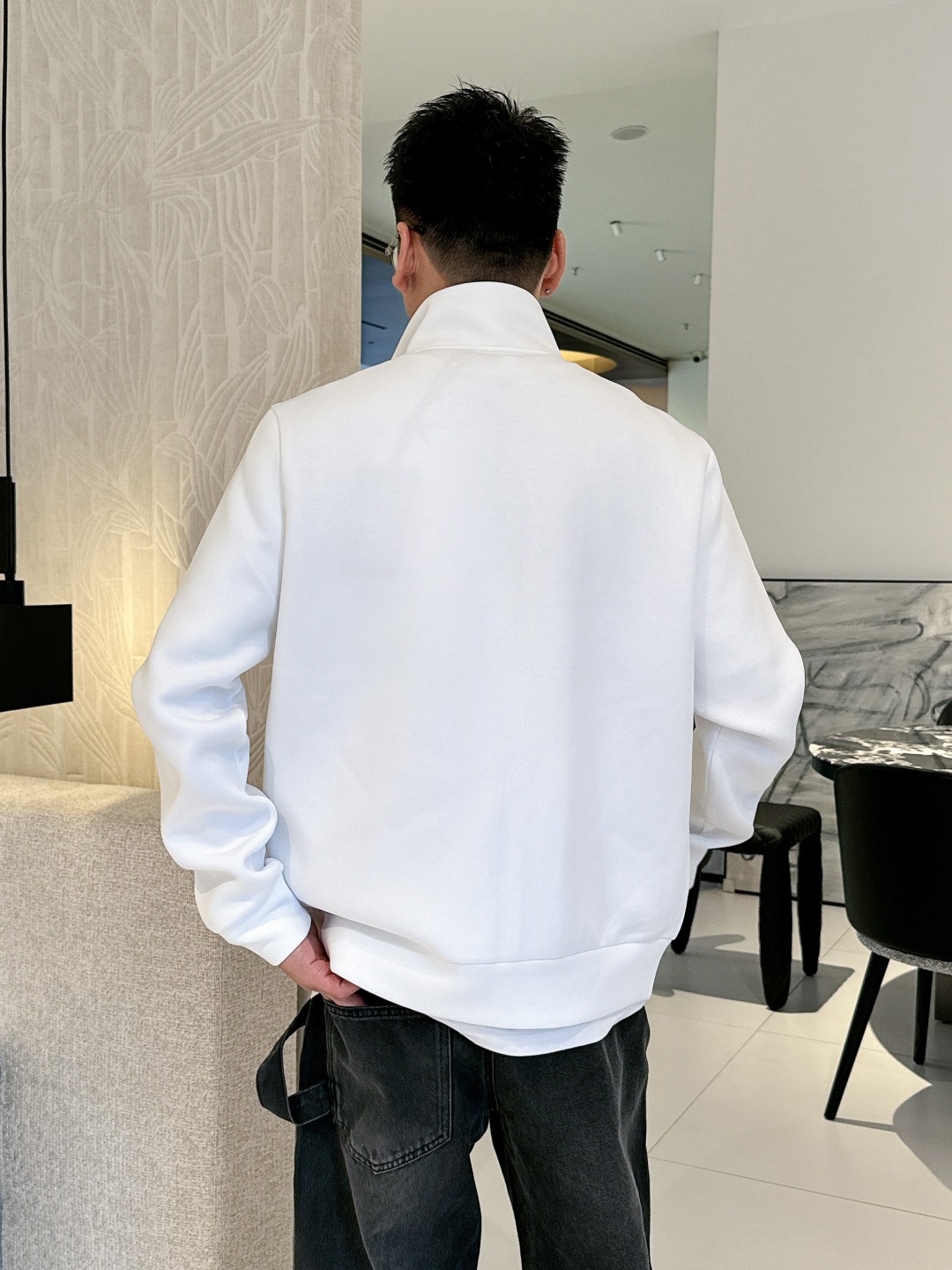 芬迪 2025秋冬最新爆款立领外套 面料精选高支高密双股空气层长绒棉 手感超级舒服 logo精选全进口环