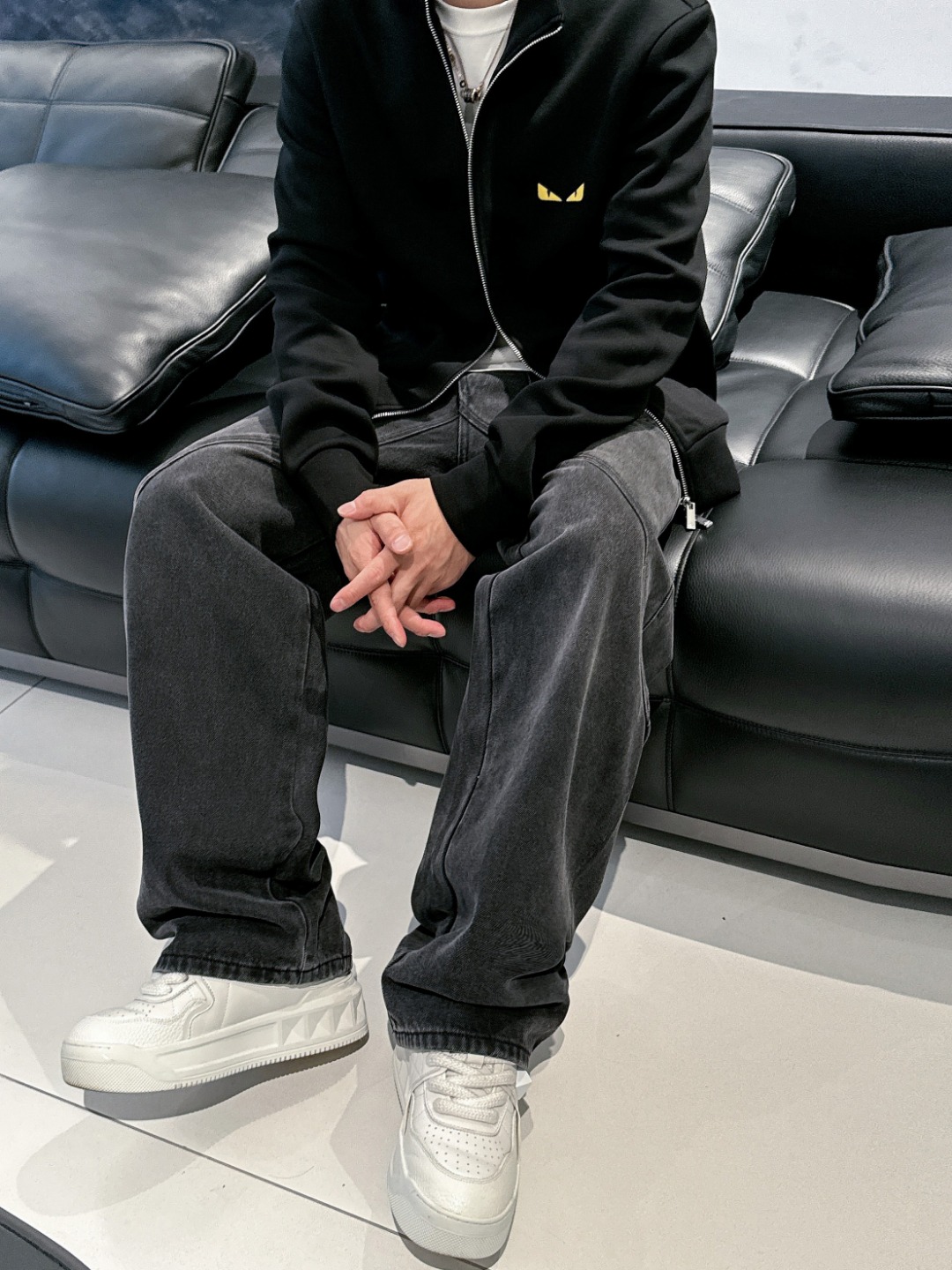 芬迪 2025秋冬最新爆款立领外套 面料精选高支高密双股空气层长绒棉 手感超级舒服 logo精选全进口环