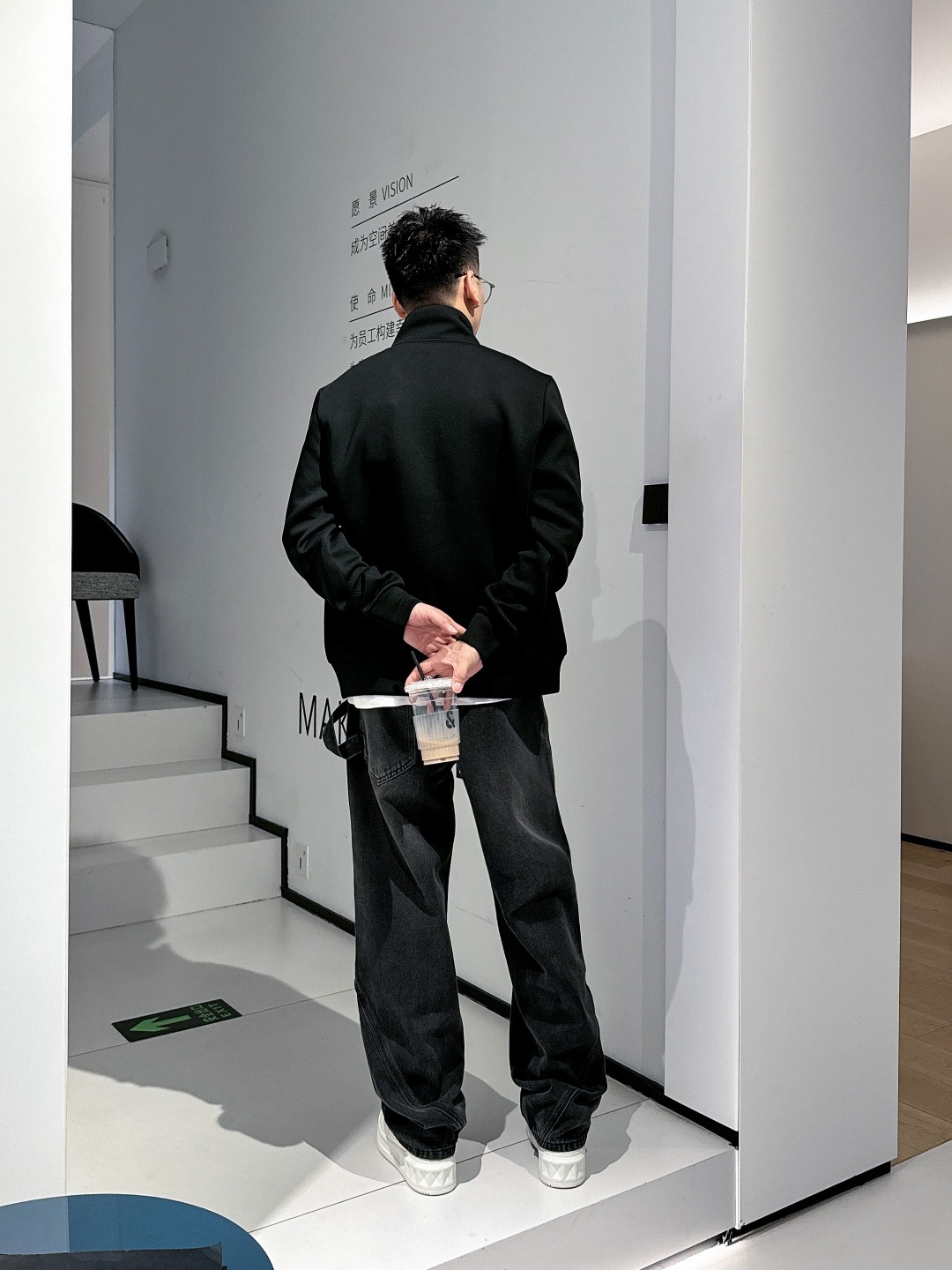 芬迪 2025秋冬最新爆款立领外套 面料精选高支高密双股空气层长绒棉 手感超级舒服 logo精选全进口环