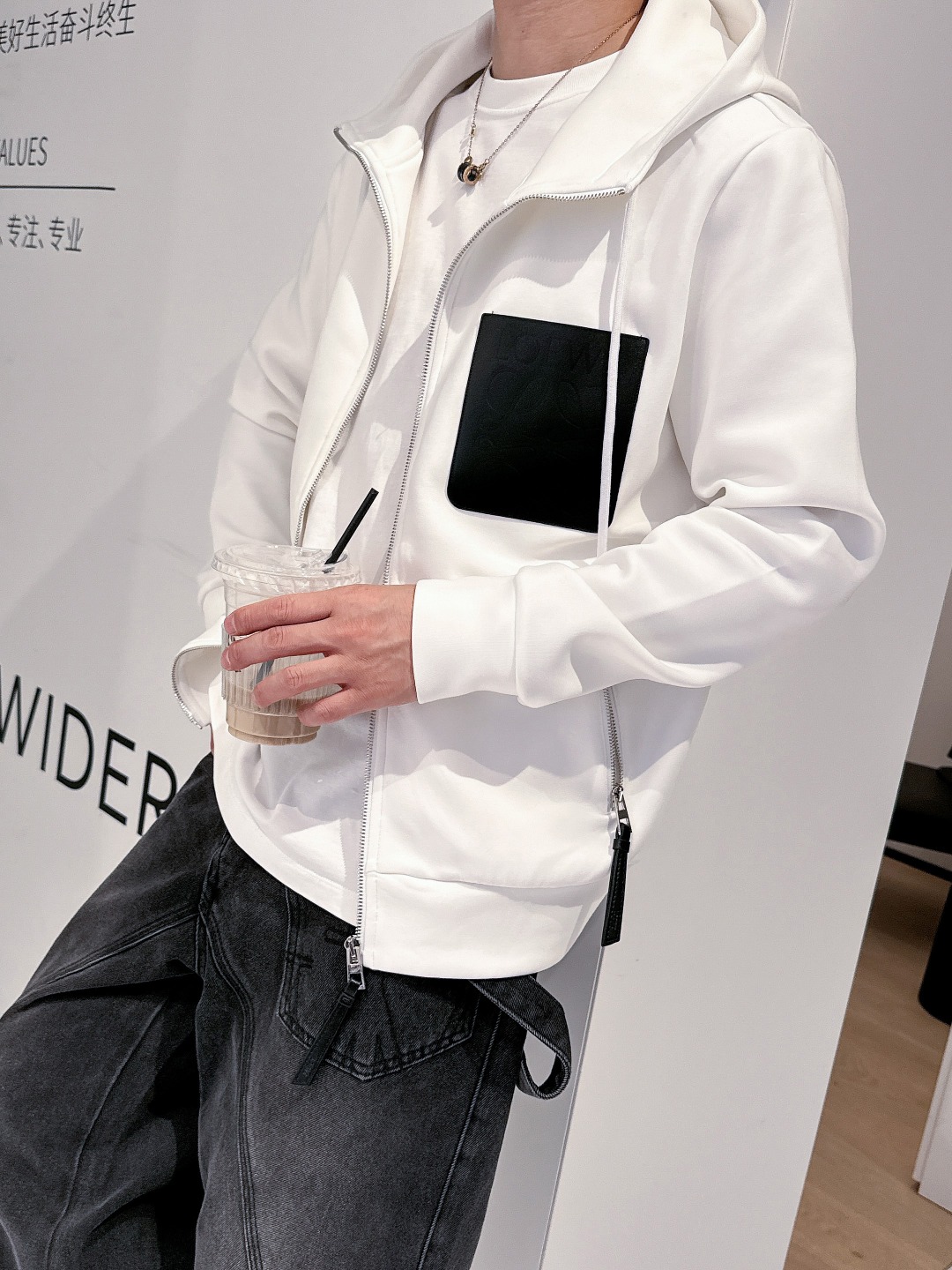 罗意威 2025秋冬最新爆款连帽外套 面料精选高支高密双股空气层长绒棉 手感超级舒服 logo精选全进口