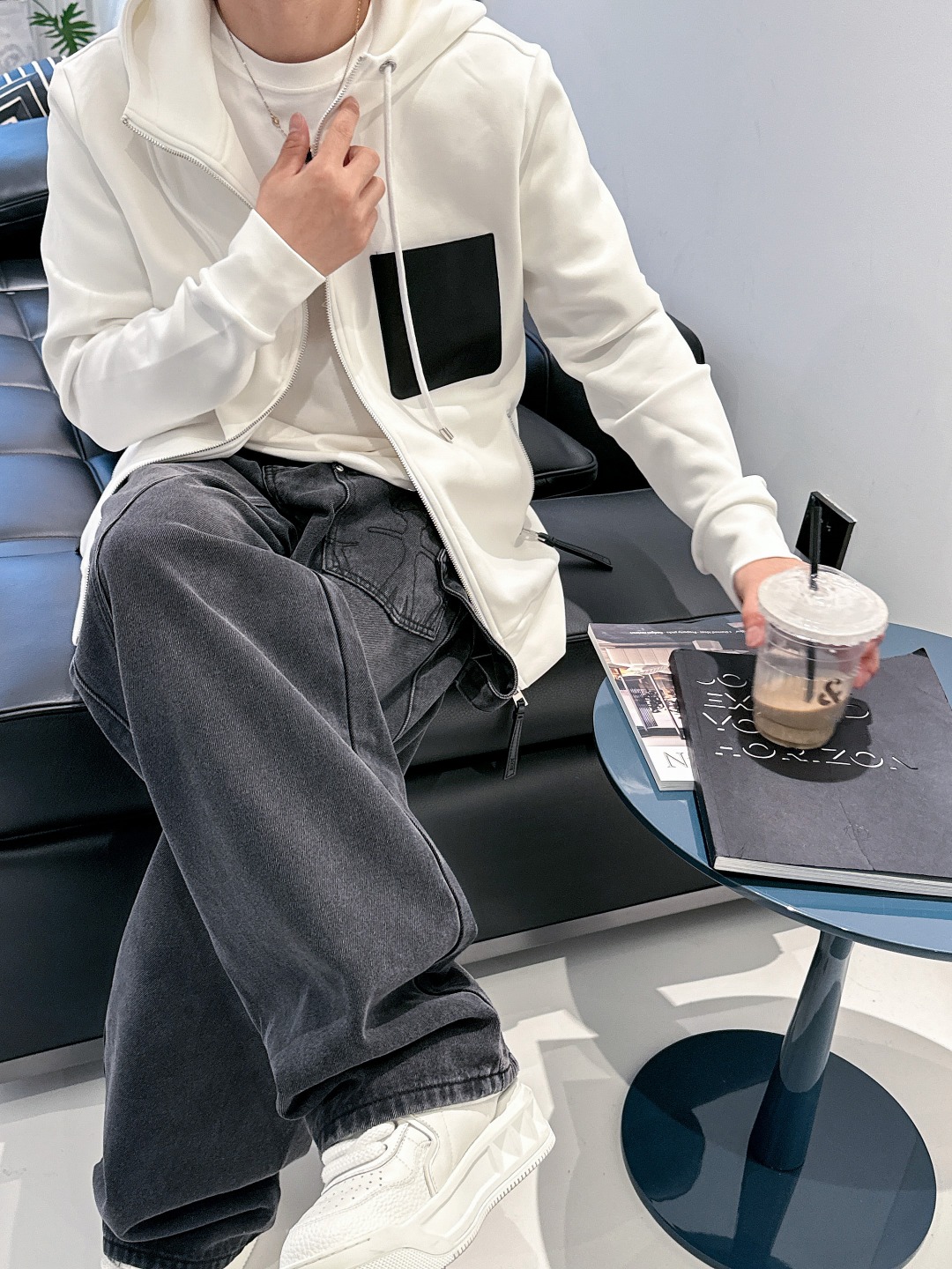 罗意威 2025秋冬最新爆款连帽外套 面料精选高支高密双股空气层长绒棉 手感超级舒服 logo精选全进口