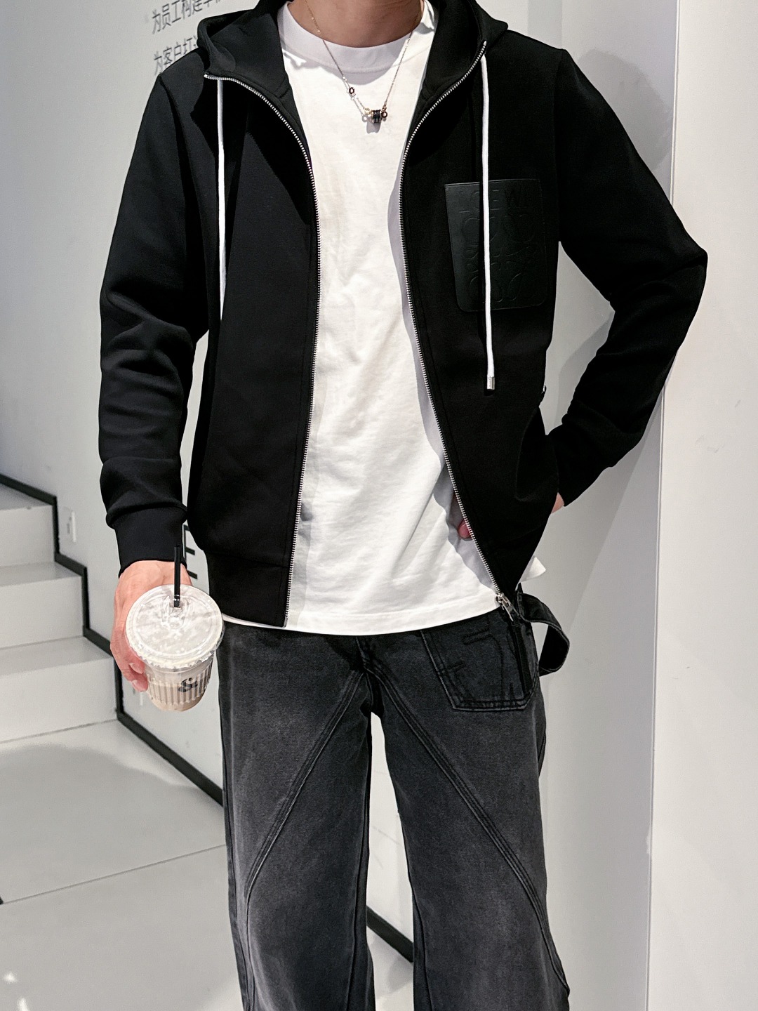 罗意威 2025秋冬最新爆款连帽外套 面料精选高支高密双股空气层长绒棉 手感超级舒服 logo精选全进口